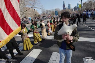 Greek Bagpipes on the Parkway? (Cosmos Philly)